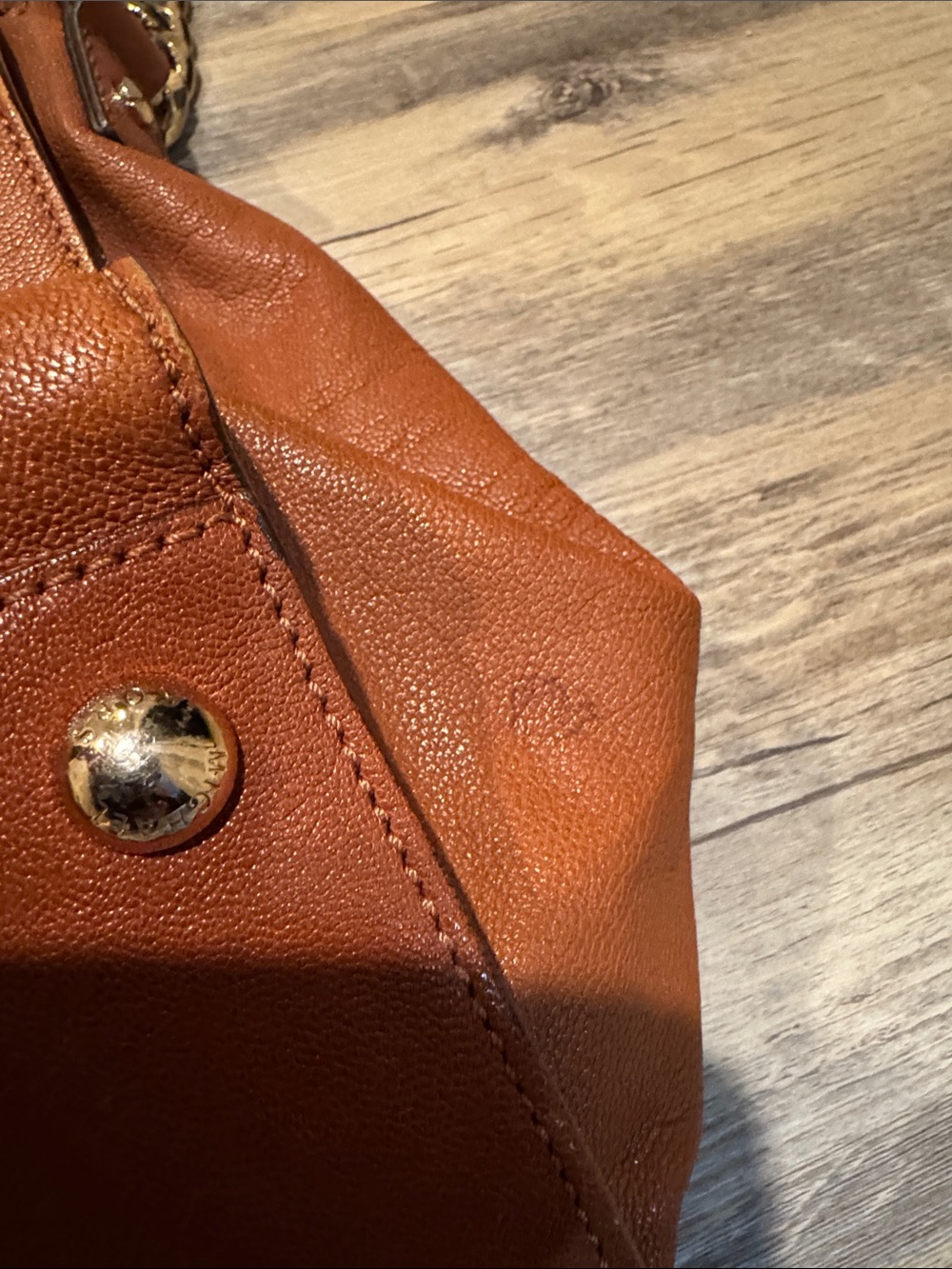 Michael Kors Tan Leather Satchel with Gold Hardware h-11 1/4 w-5 1/2, L-14 1/4 - Picture 8 of 10